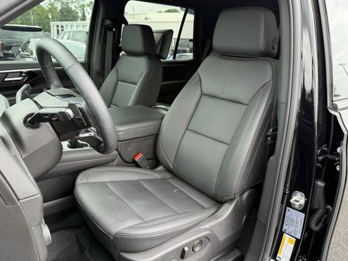Used 2026 Chevrolet Tahoe Z71 w/ Z71 Off-Road Package AWD/4WD image 7
