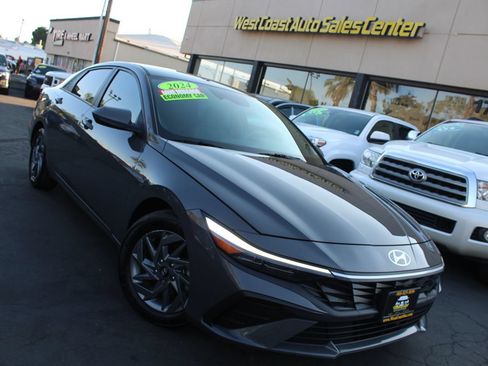 Used 2024 Hyundai Elantra SEL FWD image 32