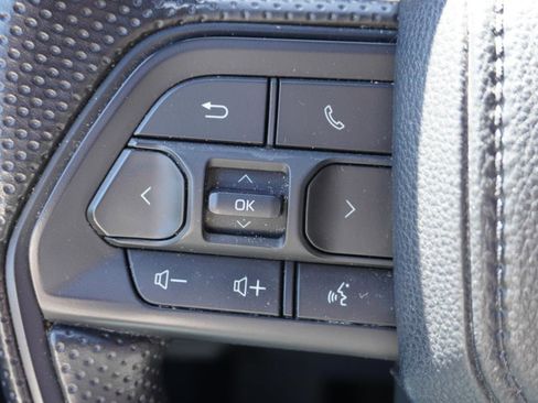 Used 2024 Toyota Tacoma SR RWD image 11