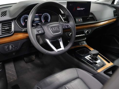 Used 2023 Audi Q5 2.0T Premium Plus w/ Premium Plus Package AWD/4WD image 4