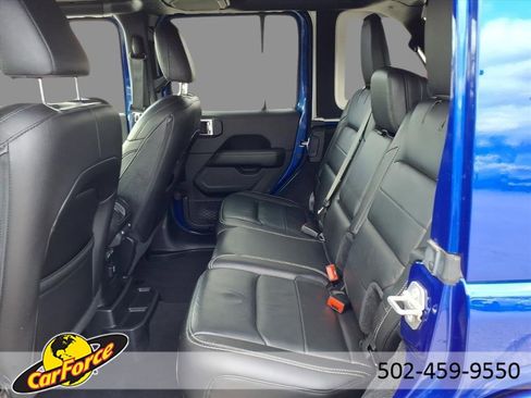 Used 2019 Jeep Wrangler Unlimited Sahara w/ Quick Order Package 24M Moab image 5