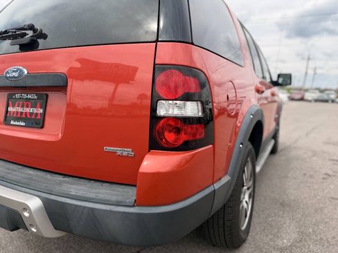 Used 2007 Ford Explorer XLT AWD/4WD image 22