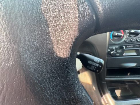 Used 2001 Subaru Legacy L image 14