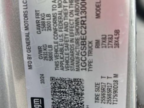 Used 2024 Chevrolet Colorado W/T RWD image 34