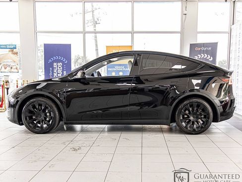 Used 2021 Tesla Model Y Long Range AWD/4WD image 7