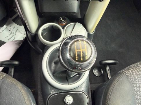 Used 2003 MINI Cooper Hardtop FWD image 13