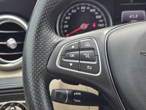 Used 2016 Mercedes-Benz GLC 300 4MATIC image 36