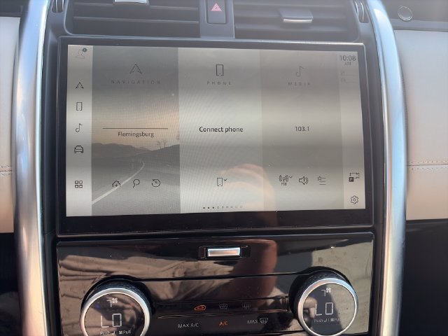 Used 2023 Land Rover Discovery S AWD/4WD image 18