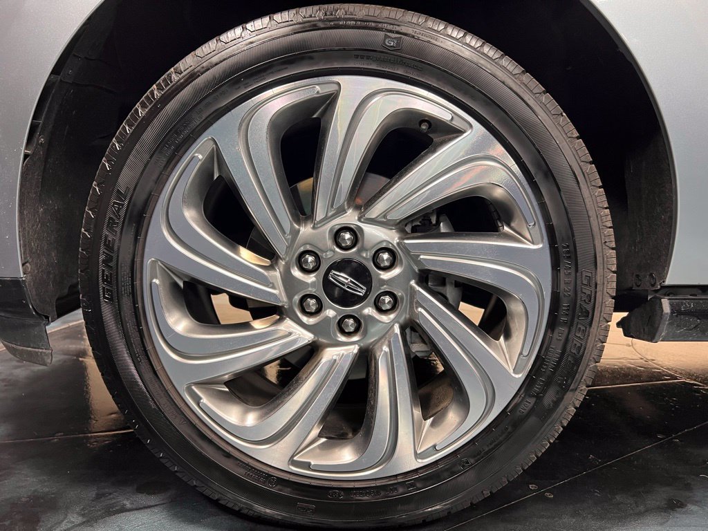 Used 2023 Lincoln Navigator Reserve AWD/4WD image 7