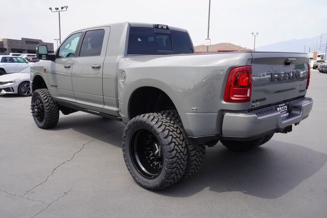 Used 2026 RAM 3500 Laramie AWD/4WD image 10