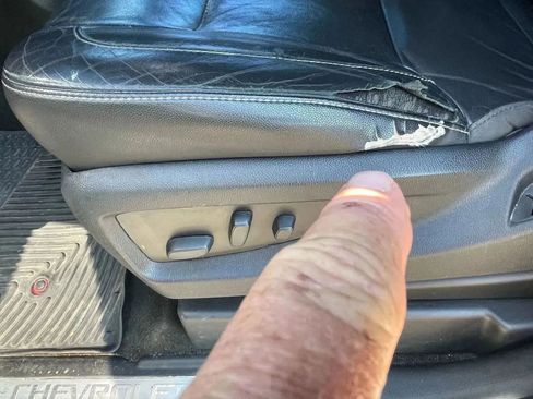 Used 2017 Chevrolet Tahoe LT w/ LT Midnight Edition image 18