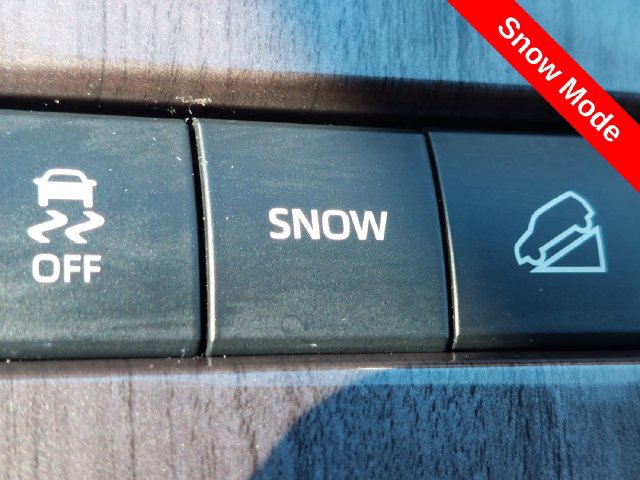 Certified 2020 Toyota Highlander Platinum AWD/4WD image 28
