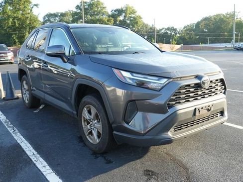 Used 2024 Toyota RAV4 XLE AWD/4WD image 1