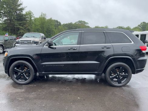 Used 2014 Jeep Grand Cherokee Altitude image 2