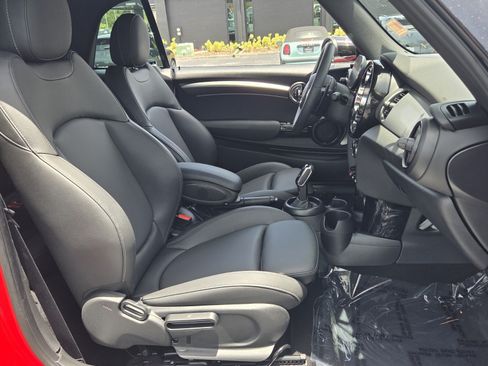 Used 2024 MINI Cooper S FWD image 16