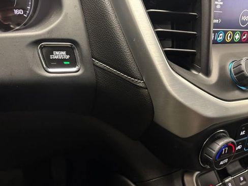 Used 2023 GMC Acadia SLE w/ Driver Convenience Package image 43