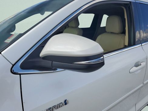 Used 2018 Toyota Highlander Limited AWD/4WD image 28