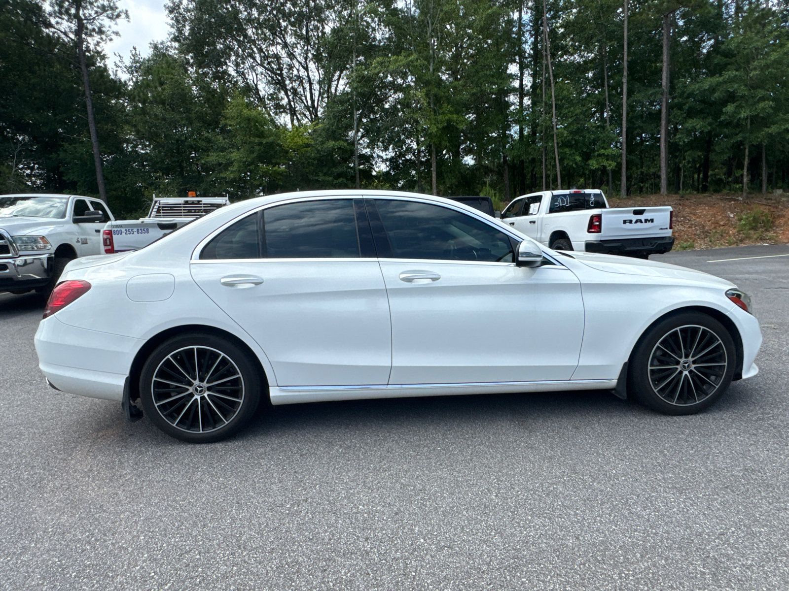 Used 2021 Mercedes-Benz C 300 Sedan image 4