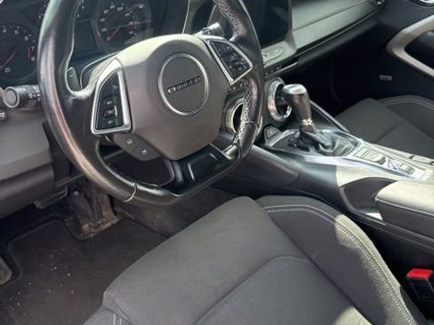 Used 2021 Chevrolet Camaro LT w/ RS Package image 4