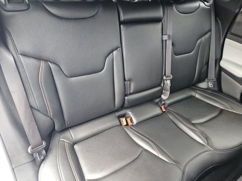 Used 2024 Jeep Compass Limited image 27