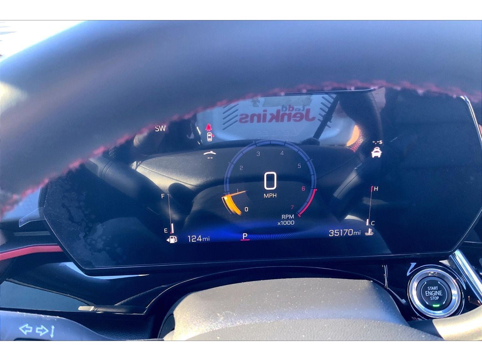 Used 2024 Chevrolet Trax RS w/ Sunroof Package FWD image 22