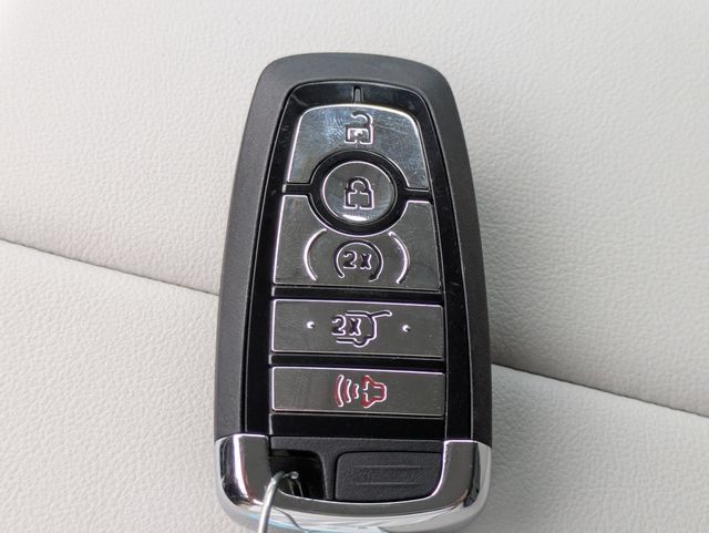 New 2026 Lincoln Nautilus Premier w/ Equipment Group 102A AWD/4WD image 30