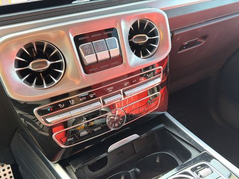 Used 2022 Mercedes-Benz G 63 AMG 4MATIC image 23