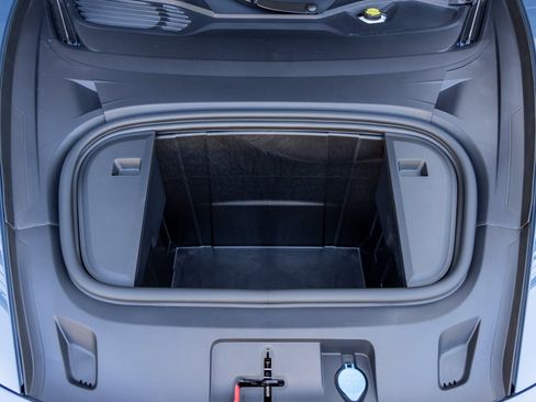 New 2025 Porsche Taycan Turbo GT image 64