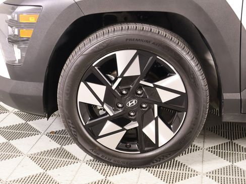 Used 2025 Hyundai Kona SEL image 16