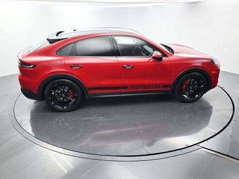 Certified 2025 Porsche Cayenne GTS image 43