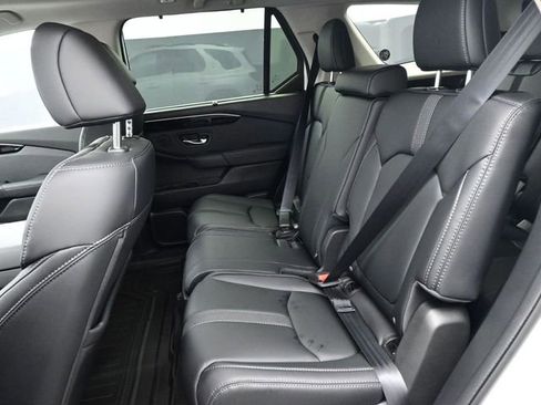 New 2025 Honda Pilot Touring image 10