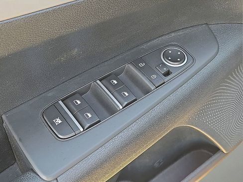 Used 2024 Kia Forte LXS image 21