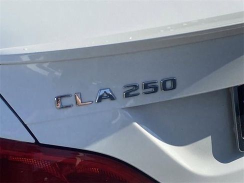 Used 2019 Mercedes-Benz CLA 250 image 47