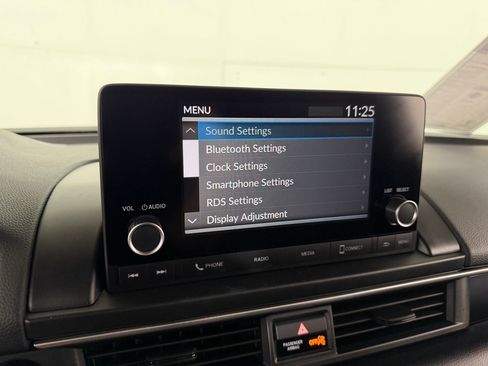 Used 2025 Honda Pilot Sport image 20
