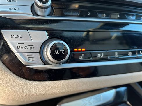 Used 2020 BMW X3 xDrive30i w/ Executive Package image 24