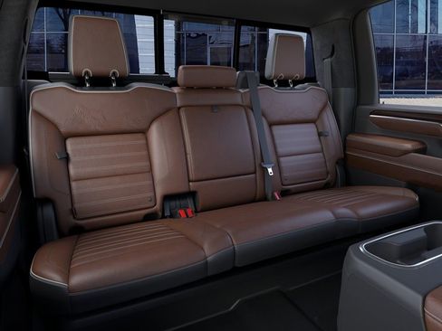 New 2026 GMC Sierra 2500 Denali Ultimate AWD/4WD image 17