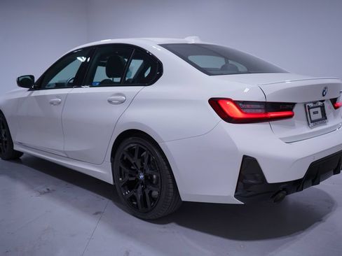 Used 2026 BMW 330i Sedan w/ M Sport Package RWD image 3
