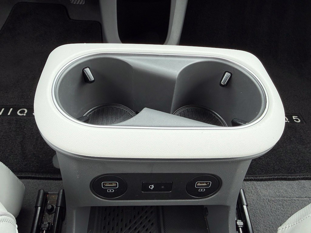 Certified 2024 Hyundai Ioniq 5 Limited RWD image 23