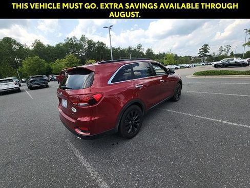Used 2019 Kia Sorento S FWD image 12