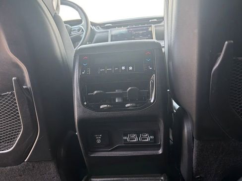 Certified 2021 Jeep Grand Cherokee L Overland w/ Luxury Tech Group IV AWD/4WD image 26