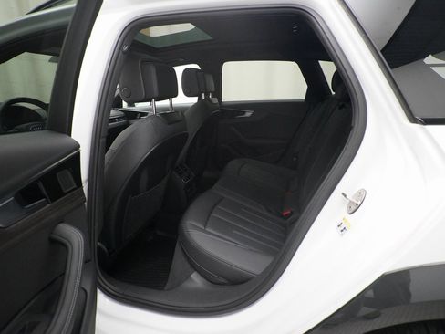 Used 2023 Audi A4 2.0T allroad Premium Plus w/ Premium Plus Package image 16