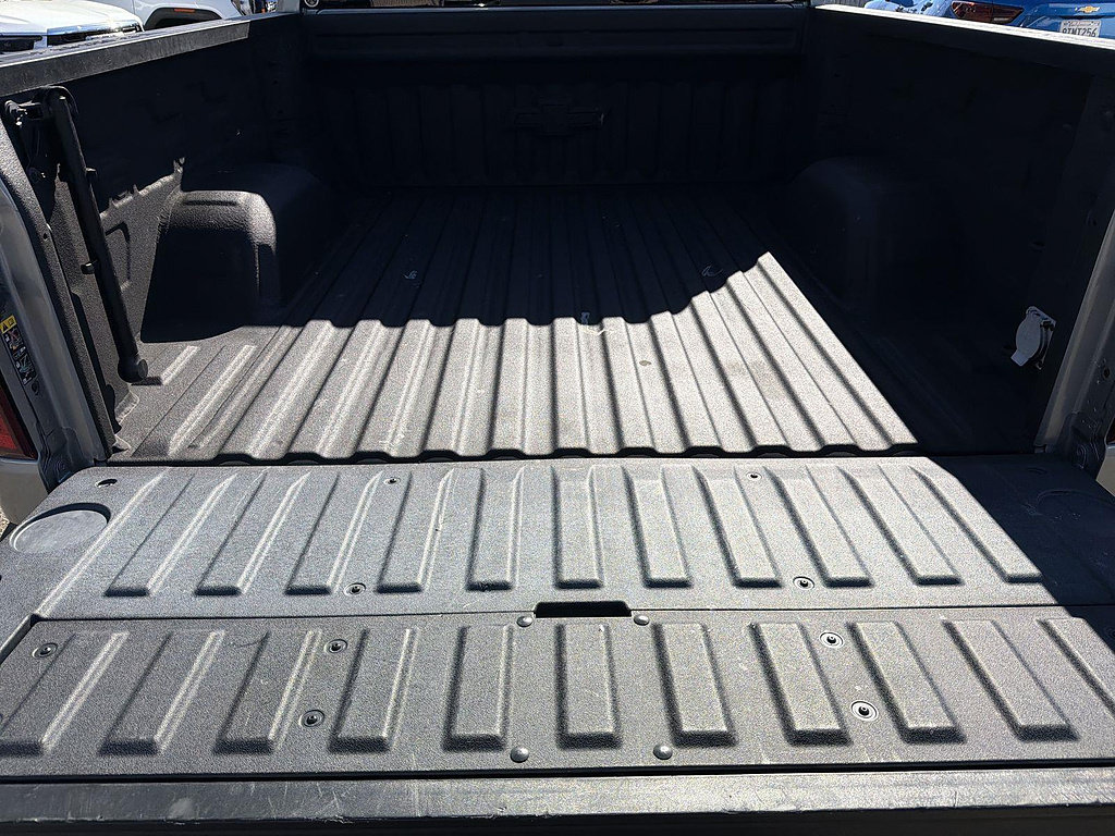 Used 2024 Chevrolet Silverado 1500 LTZ AWD/4WD image 25