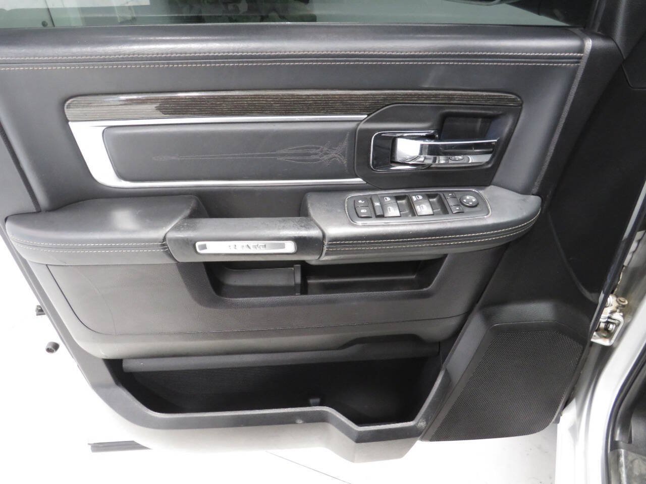 Used 2016 RAM 1500 Limited AWD/4WD image 21