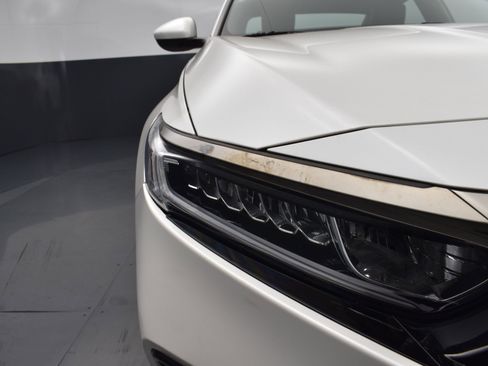 Used 2020 Honda Accord Sport image 6