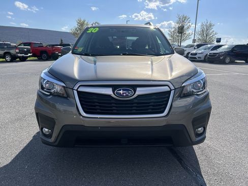 Used 2020 Subaru Forester Premium AWD/4WD image 12