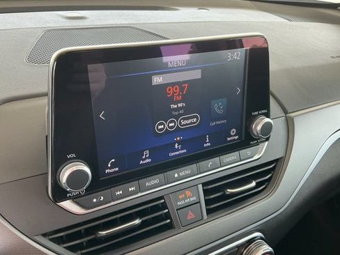 Used 2025 Nissan Altima 2.5 SR AWD/4WD image 25