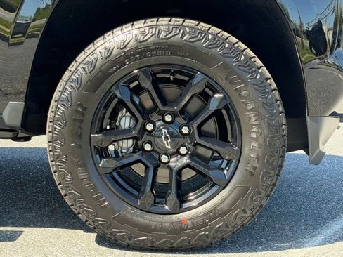 New 2026 Chevrolet Colorado Z71 w/ Midnight Edition AWD/4WD image 18