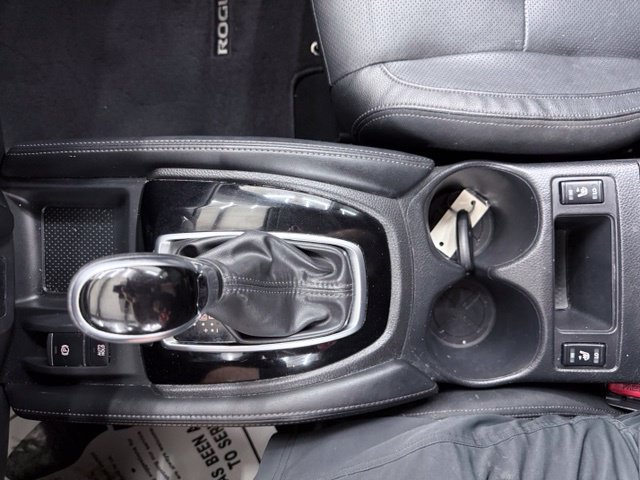 Used 2020 Nissan Rogue SL FWD image 27