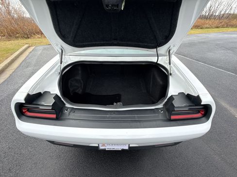 Used 2021 Dodge Challenger SXT image 23