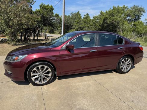 Used 2015 Honda Accord Sport image 12